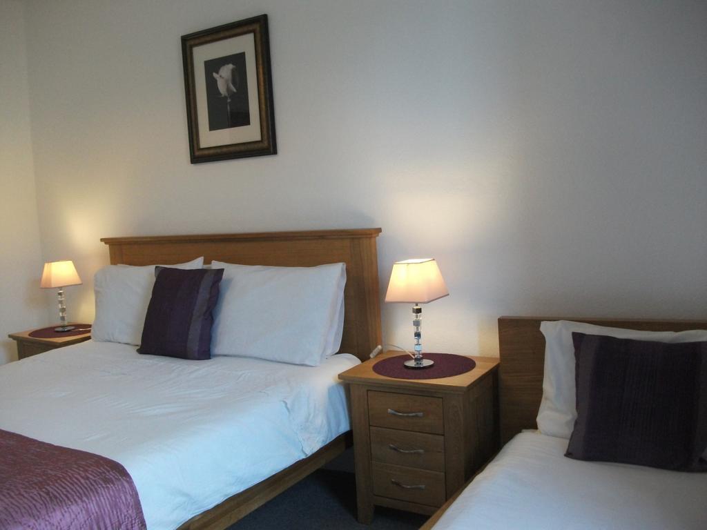 Au Bon Accueil Bed & Breakfast Saint-Marcan Bilik gambar
